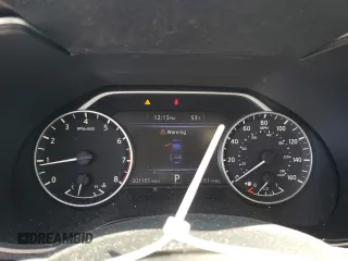 2017 Nissan Maxima Platinum z VIN 1N4AA6AP3HC433845, wystawiony jako Copart lot #50331235 z przebiegiem 201 155 mil mil oraz Szkoda całkowita • Salvage title. Historia ofert i sprzedaży dostępna na DreamBid. Obrazek 9.