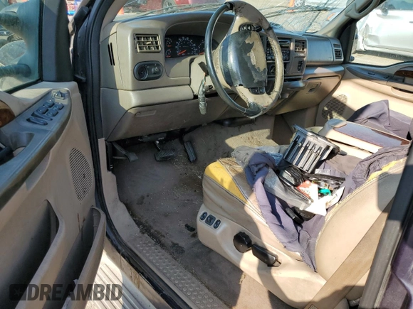 2000 Ford Excursion Limited with VIN 1FMNU42F5YEA90629, listed as a Copart auction lot 58949025 with 449,482 mi miles and Salvage title. Bid and sale history available at DreamBid. Image 8.