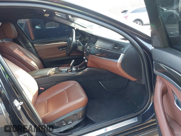 2013 BMW 5 Series 535i xDrive with VIN WBAFU7C50DDU77411, listed as a IAAI auction lot 41796299 with 138,944 mi miles and . Bid and sale history available at carsss.com. Image 5.