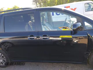 2019 Toyota Sienna XLE Auto Access Seat с VIN 5TDYZ3DC7KS968515, выставлен на аукционе IAAI как лот 42054186 с пробегом 79 956 миль миль и . История ставок и продаж доступна на DreamBid. Изображение 13.