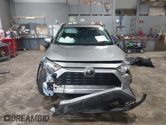2020 Toyota RAV4 XLE with VIN 2T3P1RFV6LC089609, listed as a IAAI auction lot 41923472 with 72,368 mi miles and . Bid and sale history available at DreamBid. Image 11.