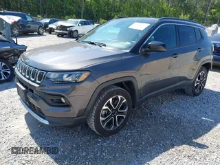 2024 Jeep Compass Limited with VIN 3C4NJDCNXRT596574, listed as a IAAI auction lot 42011912 with 32,085 mi miles and . Bid and sale history available at carsss.com. Image 17.