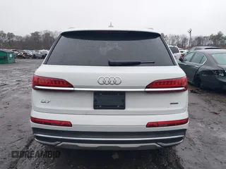 2023 Audi Q7 Premium with VIN WA1ACBF72PD009565, listed as a IAAI auction lot 41022701 with 20,558 mi miles and . Bid and sale history available at DreamBid. Image 15.