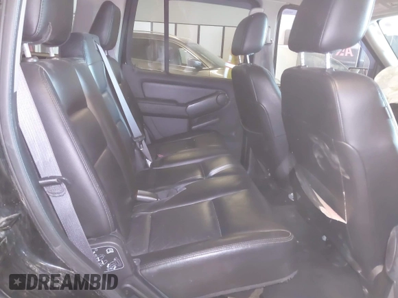 2008 Ford Explorer Limited z VIN 1FMEU75828UB32145, wystawiony jako IAAI lot #41393945 z przebiegiem 165 878 mil mil oraz . Historia ofert i sprzedaży dostępna na DreamBid. Obrazek 8.