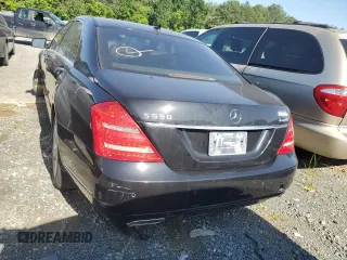2010 Mercedes-Benz S 550 z VIN WDDNG8GB5AA341015, wystawiony jako Copart lot #53281454 z przebiegiem 101 857 mil mil oraz Szkoda całkowita • Salvage title. Historia ofert i sprzedaży dostępna na DreamBid. Obrazek 6.