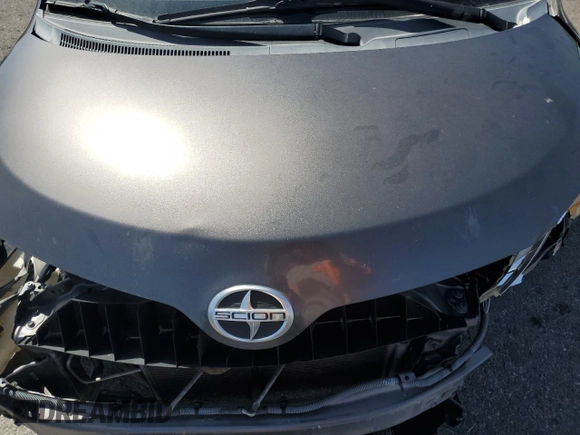 2012 Scion xD z VIN JTKKU4B47C1028244, wystawiony jako Copart lot #54232205 z przebiegiem 99 999 mil mil oraz Tytuł czysty. Historia ofert i sprzedaży dostępna na DreamBid. Obrazek 11.