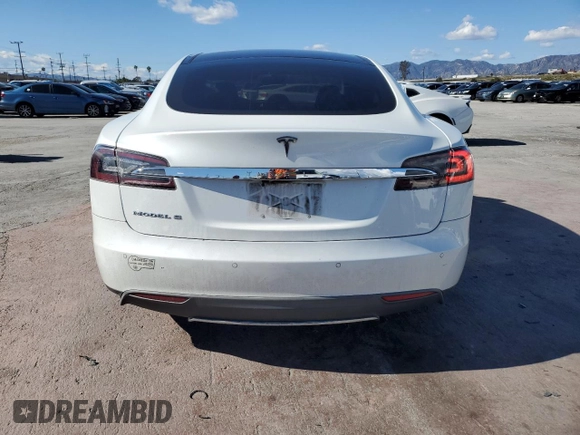 2013 Tesla Model S with VIN 5YJSA1CGXDFP21051, listed as a Copart auction lot 48377775 with 125,472 mi miles and Salvage Title. Bid and sale history available at carsss.com. Image 6.