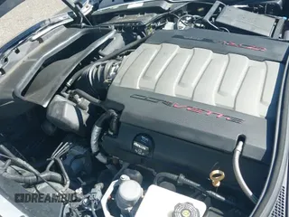 2016 Chevrolet Corvette 2LT z VIN 1G1YD2D7XG5113583, wystawiony jako IAAI lot #43151476 z przebiegiem 36 633 mil mil oraz . Historia ofert i sprzedaży dostępna na DreamBid. Obrazek 20.