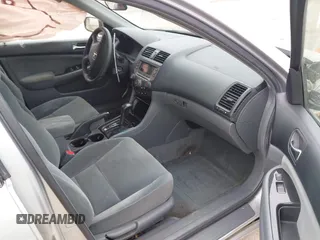 2007 Honda Accord LX SE z VIN 1HGCM56347A060806, wystawiony jako IAAI lot #42701618 z przebiegiem 140 573 mil mil oraz . Historia ofert i sprzedaży dostępna na DreamBid. Obrazek 5.