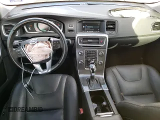 2015 Volvo V60 T5 Drive-E Premier with VIN YV140MEB3F1190649, listed as a Copart auction lot 71019093 with 82,813 mi miles. Bid and sale history available at carsss.com. Image 8.