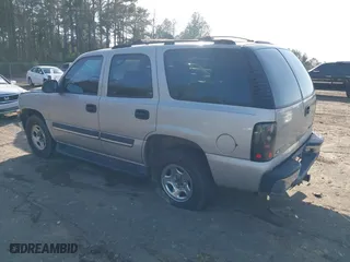 2004 Chevrolet Tahoe LT with VIN 1GNEC13Z94R253470, listed as a IAAI auction lot 41575306 with 274,287 mi miles. Bid and sale history available at carsss.com. Image 3.