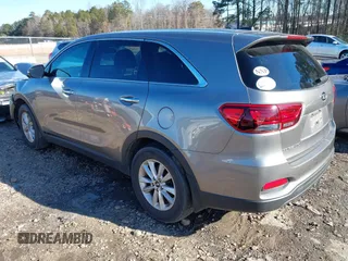 2019 Kia Sorento L with VIN 5XYPG4A34KG533606, listed as a IAAI auction lot 41358658 with 66,232 mi miles. Bid and sale history available at carsss.com. Image 3.