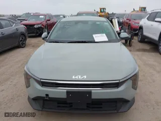 2025 Kia K4 LX with VIN 3KPFT4DE0SE032312, listed as a IAAI auction lot 41943943 with 8,006 mi miles. Bid and sale history available at carsss.com. Image 12.