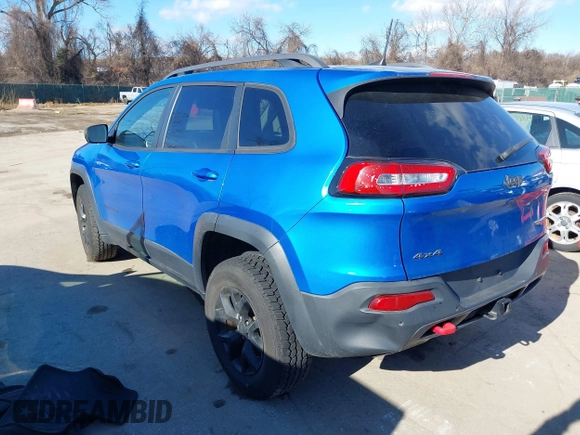 2018 Jeep Cherokee Trailhawk with VIN 1C4PJMBX7JD507453, listed as a IAAI auction lot 41464420 with 100,369 mi miles and . Bid and sale history available at DreamBid. Image 3.