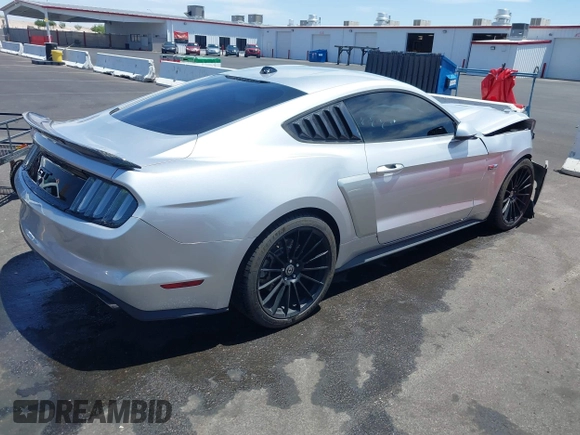 2015 Ford Mustang GT z VIN 1FA6P8CFXF5355764, wystawiony jako IAAI lot #42510334 z przebiegiem 79 374 mil mil oraz . Historia ofert i sprzedaży dostępna na DreamBid. Obrazek 4.