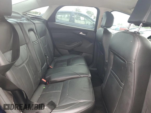 2016 Ford Focus SE с VIN 1FADP3F22GL249924, выставлен на аукционе Copart как лот 58971225 с пробегом 185 322 миль миль и Списание • Salvage title. История ставок и продаж доступна на DreamBid. Изображение 10.