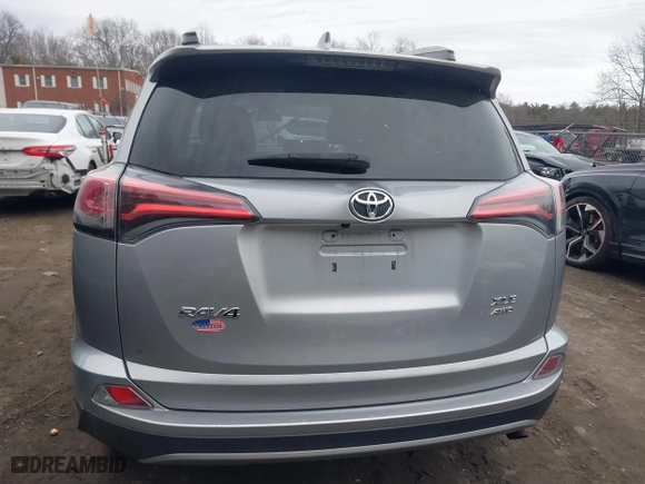2017 Toyota RAV4 XLE with VIN 2T3RFREV8HW647462, listed as a IAAI auction lot 41678968 with 99,837 mi miles. Bid and sale history available at carsss.com. Image 16.
