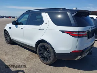 2019 Land Rover Discovery HSE Luxury with VIN SALRT2RK8KA080555, listed as a IAAI auction lot 41833340 with 122,111 mi miles. Bid and sale history available at carsss.com. Image 3.