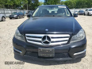 2012 Mercedes-Benz C 250 Sport z VIN WDDGF4HB9CR207602, wystawiony jako Copart lot #57763065 z przebiegiem 103 076 mil mil oraz Czysty tytuł • Clean title. Historia ofert i sprzedaży dostępna na DreamBid. Obrazek 5.
