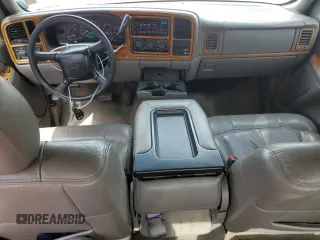2000 Chevrolet Silverado 1500 LS with VIN 2GCEC19T4Y1323841, listed as a Copart auction lot 53665575 with 170,812 mi miles and Clean Title. Bid and sale history available at DreamBid. Image 8.