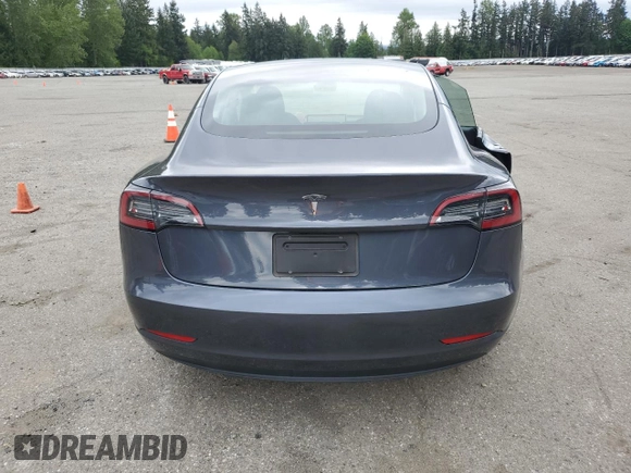 2023 Tesla Model 3 z VIN 5YJ3E1EA7PF683249, wystawiony jako Copart lot #56234465 z przebiegiem 9 494 mil mil oraz Szkoda całkowita • Salvage title. Historia ofert i sprzedaży dostępna na DreamBid. Obrazek 6.
