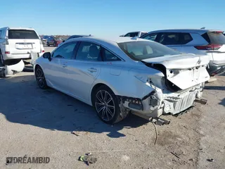2019 Toyota Avalon XLE with VIN 4T1BZ1FB2KU008198, listed as a IAAI auction lot 41144894 with 90,477 mi miles. Bid and sale history available at carsss.com. Image 3.