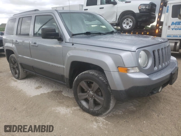 2015 Jeep Patriot High Altitude z VIN 1C4NJPFA2FD318571, wystawiony jako Copart lot #60547535 z przebiegiem 126 714 mil mil oraz Czysty tytuł • Clean title. Historia ofert i sprzedaży dostępna na DreamBid. Obrazek 4.