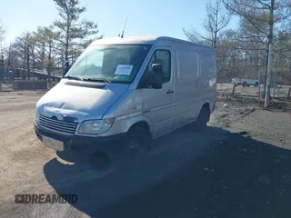 2006 Freightliner Sprinter with VIN WDYPD144765863576, listed as a IAAI auction lot 41901906 with 70,660 mi miles and . Bid and sale history available at DreamBid. Image 2.