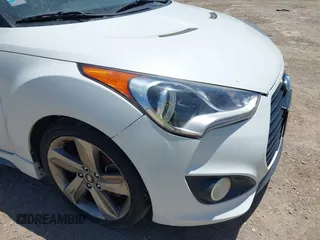 2013 Hyundai Veloster Turbo w/Black Int with VIN KMHTC6AE4DU122078, listed as a IAAI auction lot 42086862 with 203,692 mi miles. Bid and sale history available at carsss.com. Image 6.