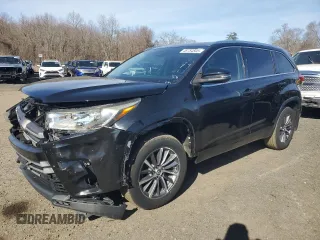 2018 Toyota Highlander SE z VIN 5TDJZRFH6JS553195, wystawiony jako Copart lot #48784505 z przebiegiem 129 674 mil mil oraz Tytuł czysty. Historia ofert i sprzedaży dostępna na DreamBid. Obrazek 1.