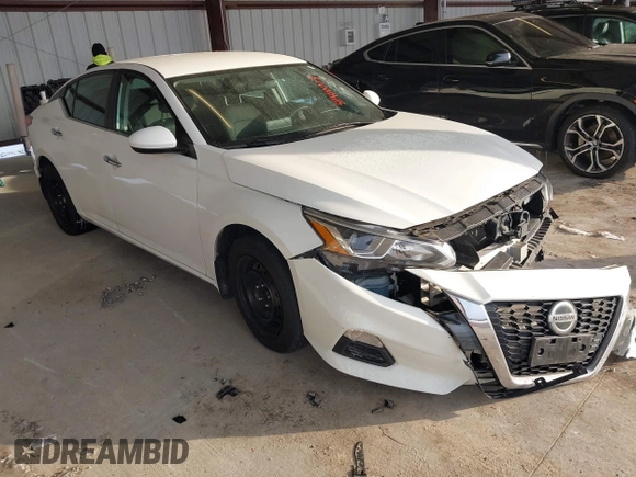 2019 Nissan Altima 2.5 S with VIN 1N4BL4BW9KC219488, listed as a IAAI auction lot 41410079 with 109,281 mi miles. Bid and sale history available at carsss.com. Image 1.