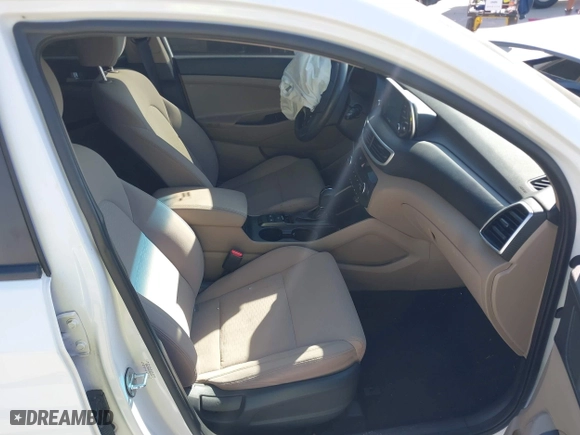 2019 Hyundai Tucson Value with VIN KM8J33A42KU024497, listed as a IAAI auction lot 41607693 with 70,792 mi miles. Bid and sale history available at carsss.com. Image 5.