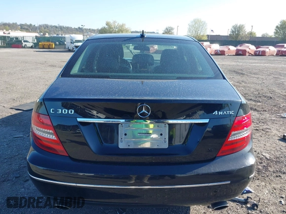 2012 Mercedes-Benz C 300 Sport with VIN WDDGF8BB8CA652122, listed as a IAAI auction lot 42054173 with 138,534 mi miles and . Bid and sale history available at DreamBid. Image 15.