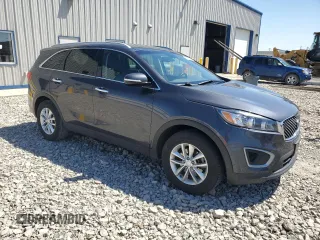 2016 Kia Sorento LX with VIN 5XYPG4A33GG005305, listed as a Copart auction lot 55771995 with 127,874 mi miles and Clean Title. Bid and sale history available at carsss.com. Image 4.