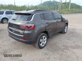 2020 Jeep Compass Latitude с VIN 3C4NJDBB3LT156694, выставлен на аукционе IAAI как лот 42209956 с пробегом 72 519 миль миль и . История ставок и продаж доступна на DreamBid. Изображение 4.