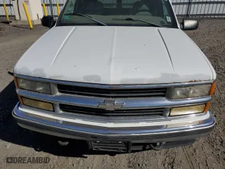 1998 Chevrolet Tahoe with VIN 1GNEK13R0WJ354076, listed as a Copart auction lot 72605944 with 211,868 mi miles and Clean Title. Bid and sale history available at carsss.com. Image 12.