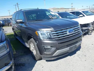 2020 Ford Expedition Max XLT z VIN 1FMJK1HT2LEA37945, wystawiony jako IAAI lot #41332185 z przebiegiem 47 031 mil mil oraz . Historia ofert i sprzedaży dostępna na DreamBid. Obrazek 1.