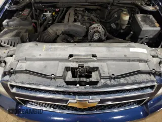 2007 Chevrolet Tahoe LTZ with VIN 1GNFK13047J131157, listed as a Copart auction lot 60333625 with 300,738 mi miles and Clean title. Bid and sale history available at DreamBid. Image 12.