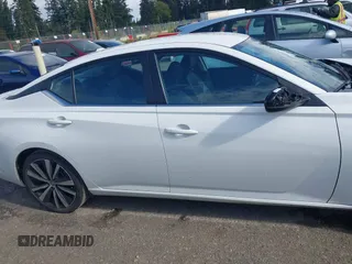 2022 Nissan Altima SR z VIN 1N4BL4CVXNN314267, wystawiony jako IAAI lot #42311934 z przebiegiem 56 536 mil mil oraz . Historia ofert i sprzedaży dostępna na DreamBid. Obrazek 13.