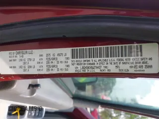 2008 Jeep Liberty Limited z VIN 1J8GN58KX8W270437, wystawiony jako IAAI lot #42473596 z przebiegiem 194 936 mil mil oraz . Historia ofert i sprzedaży dostępna na DreamBid. Obrazek 9.