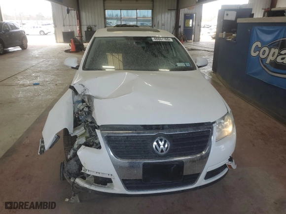 2009 Volkswagen Passat Sedan Komfort with VIN WVWJK73C99P057010, listed as a Copart auction lot 48867165 with 95,924 mi miles and Salvage Title. Bid and sale history available at carsss.com. Image 5.