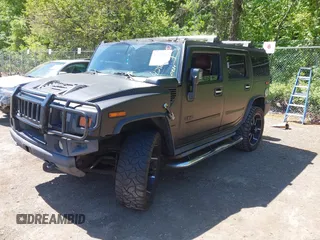 2008 Hummer H2 SUV z VIN 5GRGN23828H108693, wystawiony jako IAAI lot #42129040 z przebiegiem 246 849 mil mil oraz . Historia ofert i sprzedaży dostępna na DreamBid. Obrazek 2.
