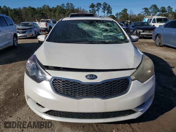 2016 Kia Forte EX with VIN KNAFZ4A82G5552038, listed as a Copart auction lot 46706725 with 103,380 mi miles and Salvage Title. Bid and sale history available at carsss.com. Image 5.