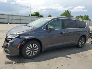 2021 Chrysler Pacifica Hybrid Touring L with VIN 2C4RC1L70MR599183, listed as a Copart auction lot 59047845 with 92,072 mi miles and Salvage title. Bid and sale history available at DreamBid. Image 1.