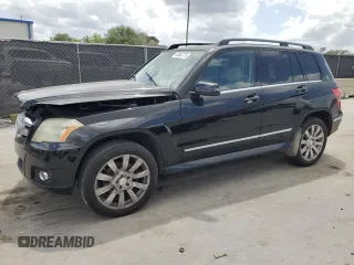 2010 Mercedes-Benz GLK with VIN WDCGG5GB5AF459676, listed as a Copart auction lot 52862775 with 121,032 mi miles and Clean Title. Bid and sale history available at carsss.com. Image 1.