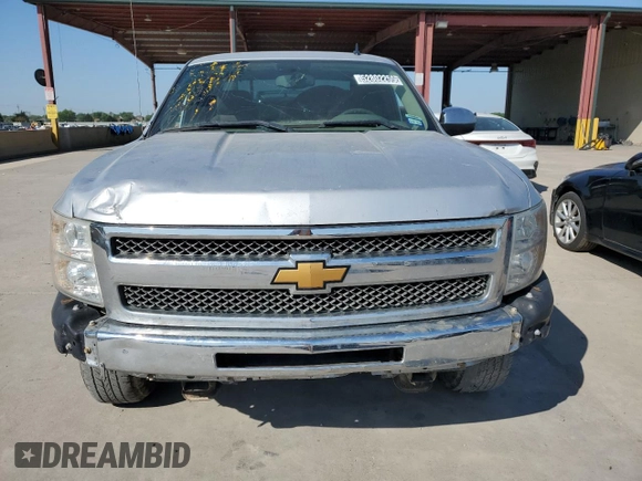 2013 Chevrolet Silverado 1500 LT with VIN 1GCRCSE05DZ306681, listed as a Copart auction lot 52802255 with 152,662 mi miles and Clean Title. Bid and sale history available at DreamBid. Image 5.