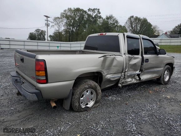 2002 GMC Sierra 1500 SLE with VIN 2GTEC19T921350153, listed as a Copart auction lot 79409884 with 145,237 mi miles and Salvage Title. Bid and sale history available at carsss.com. Image 3.