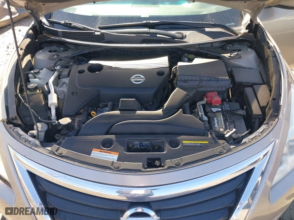 2015 Nissan Altima 2.5 with VIN 1N4AL3AP4FC207125, listed as a IAAI auction lot 41464562 with 141,280 mi miles. Bid and sale history available at carsss.com. Image 10.