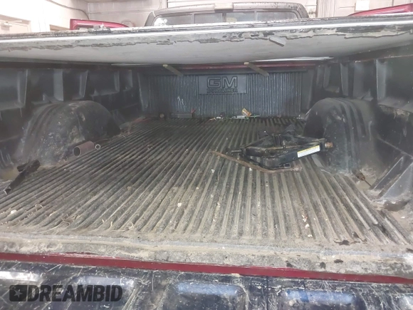 1990 Chevrolet Silverado 1500 with VIN 1GCDK14K4LE116743, listed as a IAAI auction lot 41957439 with 236,210 mi miles and . Bid and sale history available at DreamBid. Image 8.