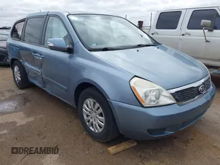 2011 Kia Sedona LX with VIN KNDMG4C70B6424016, listed as a IAAI auction lot 41964190 with 116,859 mi miles. Bid and sale history available at carsss.com. Image 1.